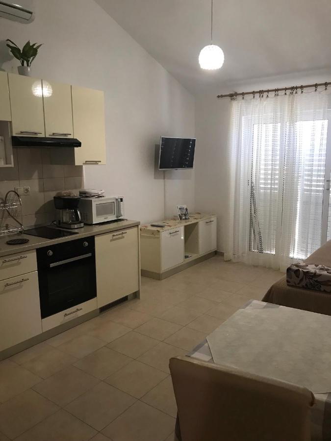 Sea View Apartment Near The Beach S2-Jelsa Center Zewnętrze zdjęcie